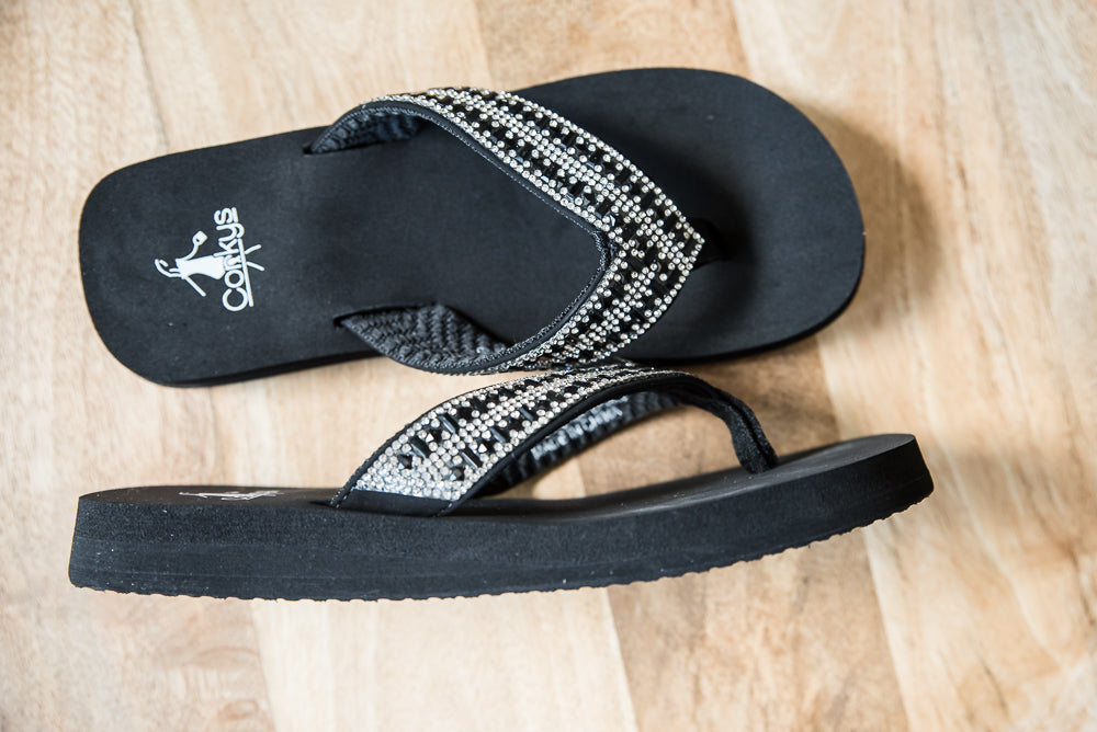 Hibiscus Sandals in Black