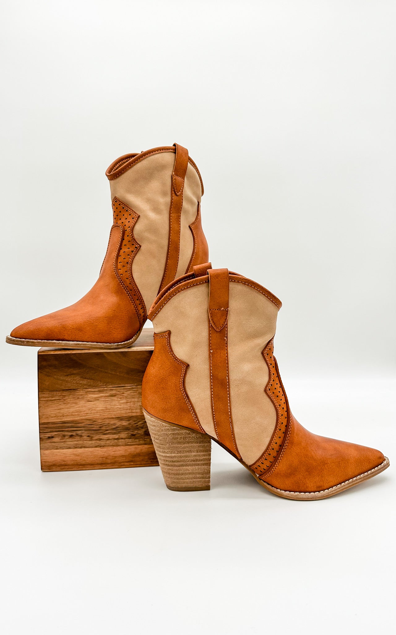 Beast Autumn Booties in Camel