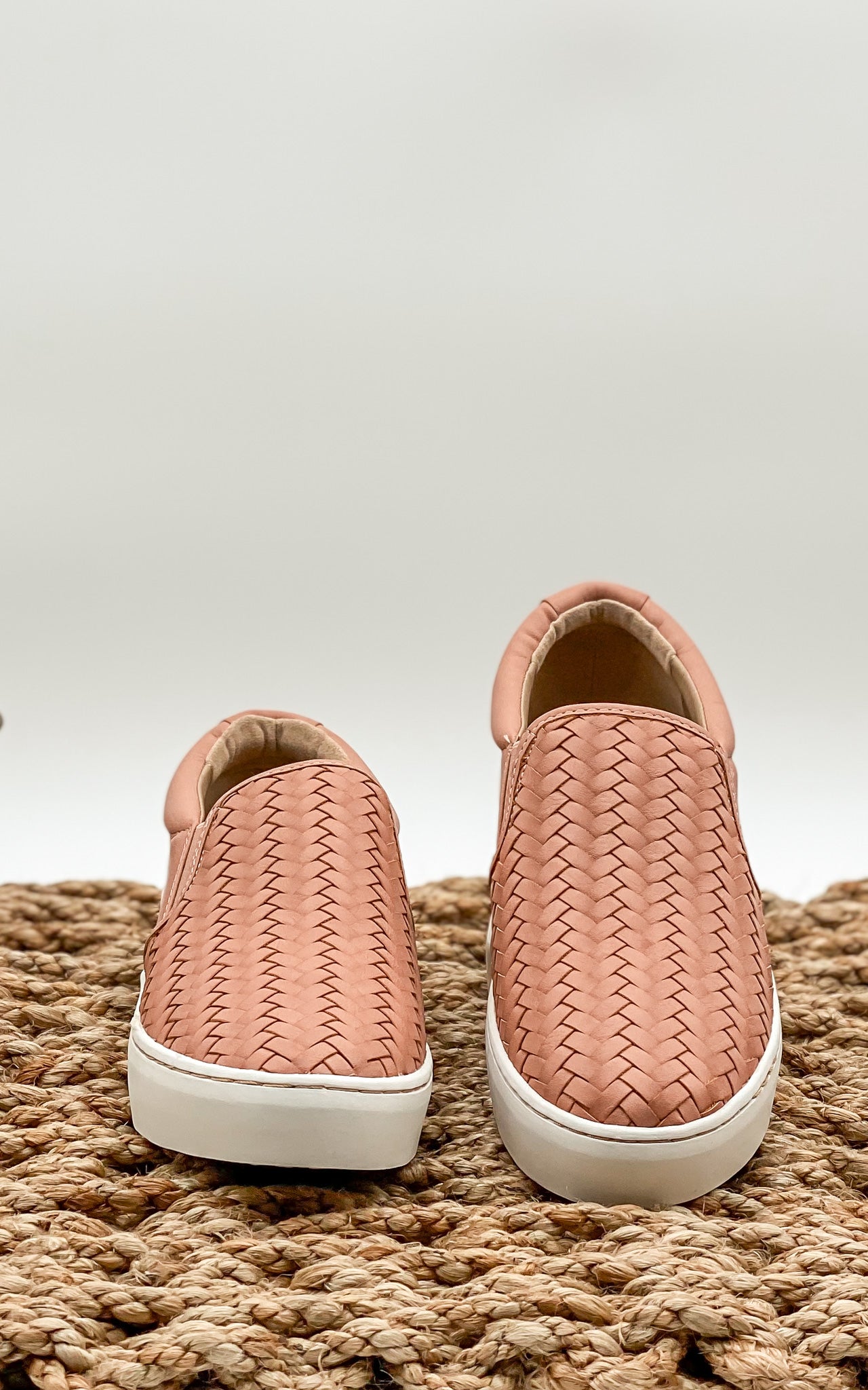 Beast Luke Sneaker in Blush