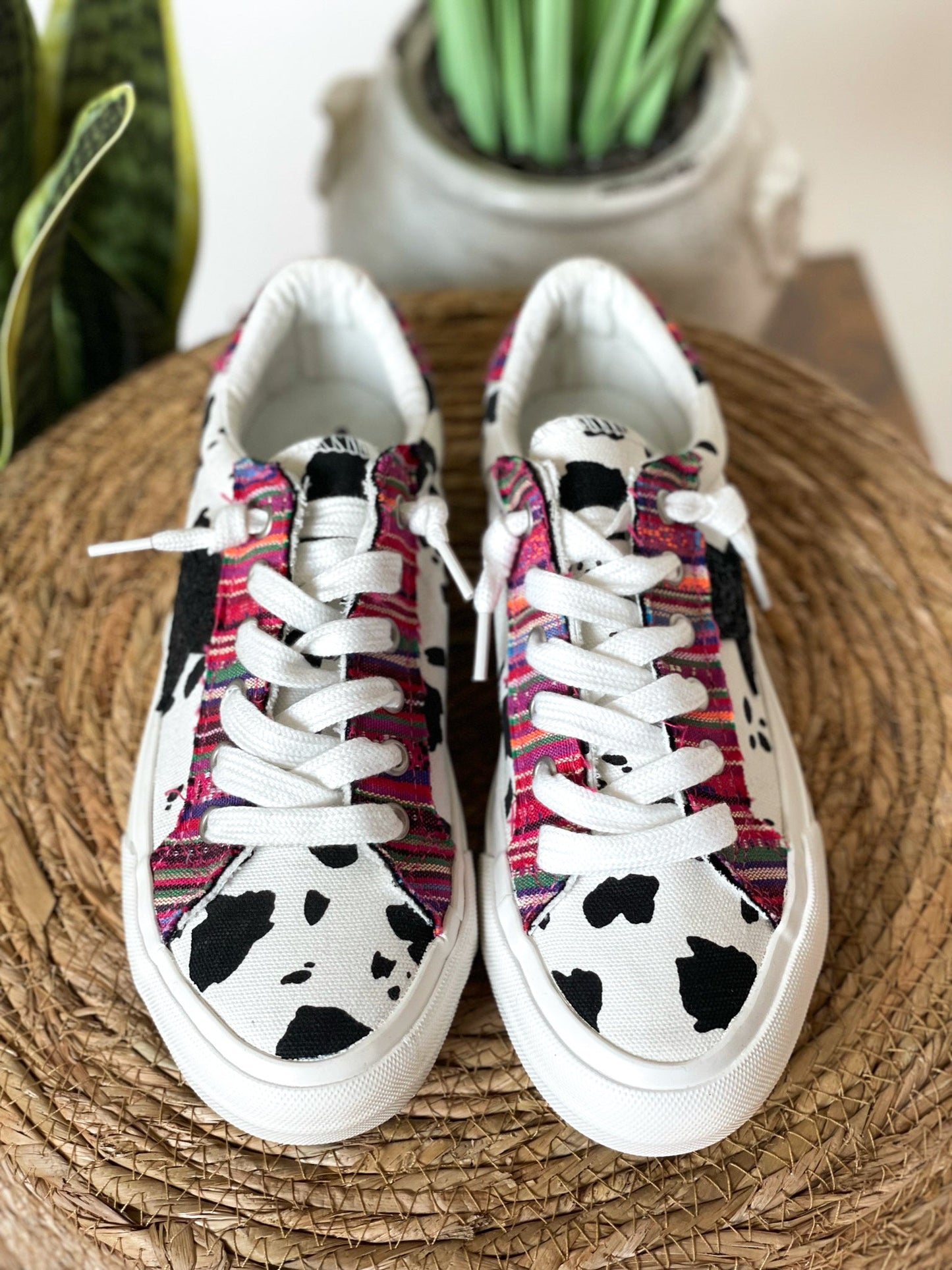 Very G Cosmic Sneaker in Black and White