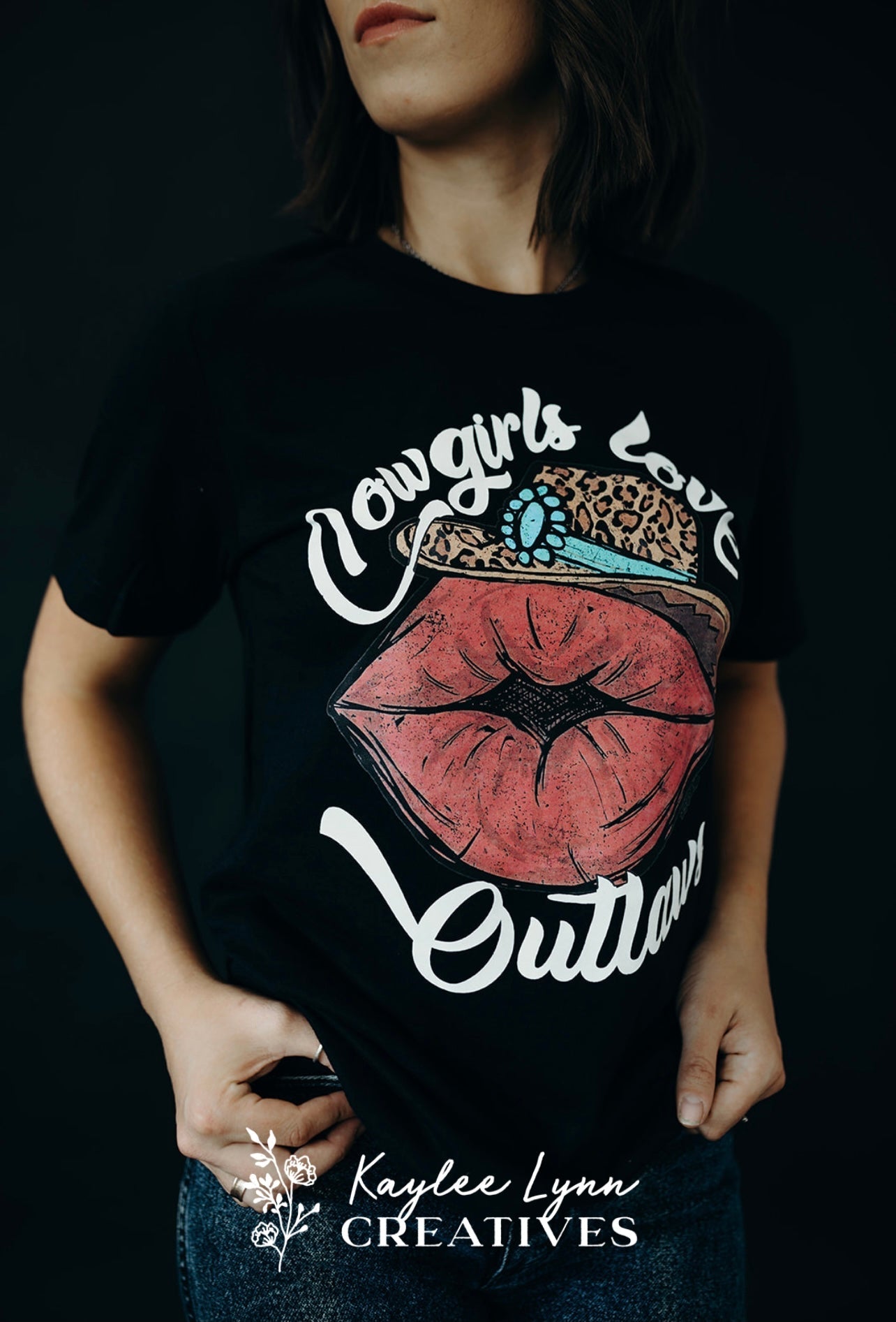 Cowgirls Love Outlaws