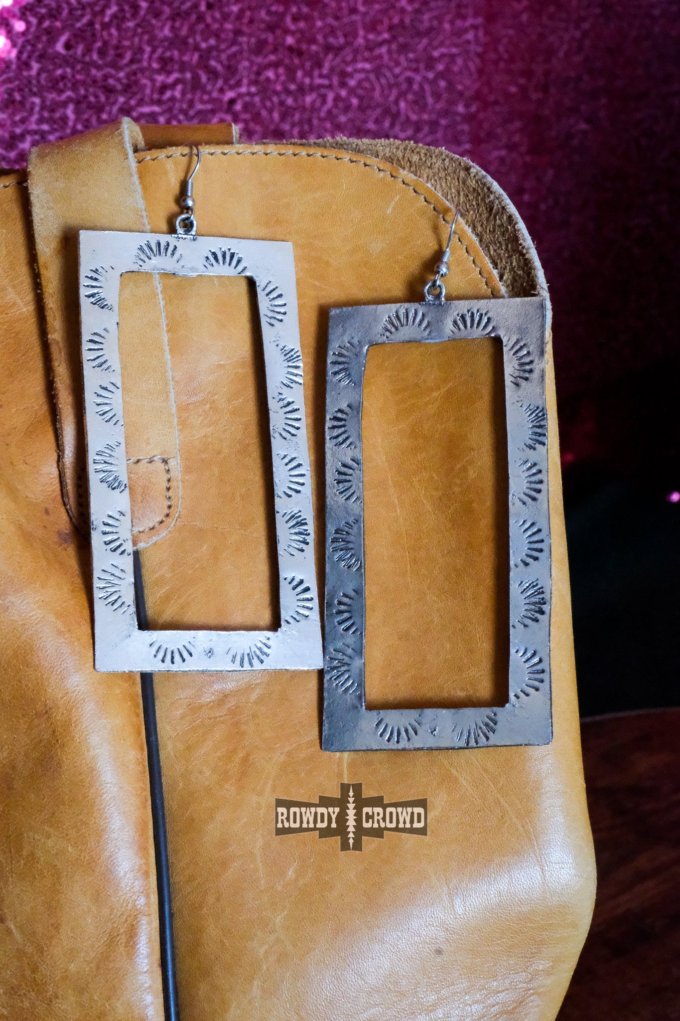 Western Accessories, Western Jewelry, Earrings for Women, Southwestern Jewelry, Western Jewelry Wholesale, Cowgirl Jewelry, Western Wholesale, Wholesale Accessories, Wholesale Jewelry, silver stamped earrings, western dangle earrings, western boho earrings, western earrings