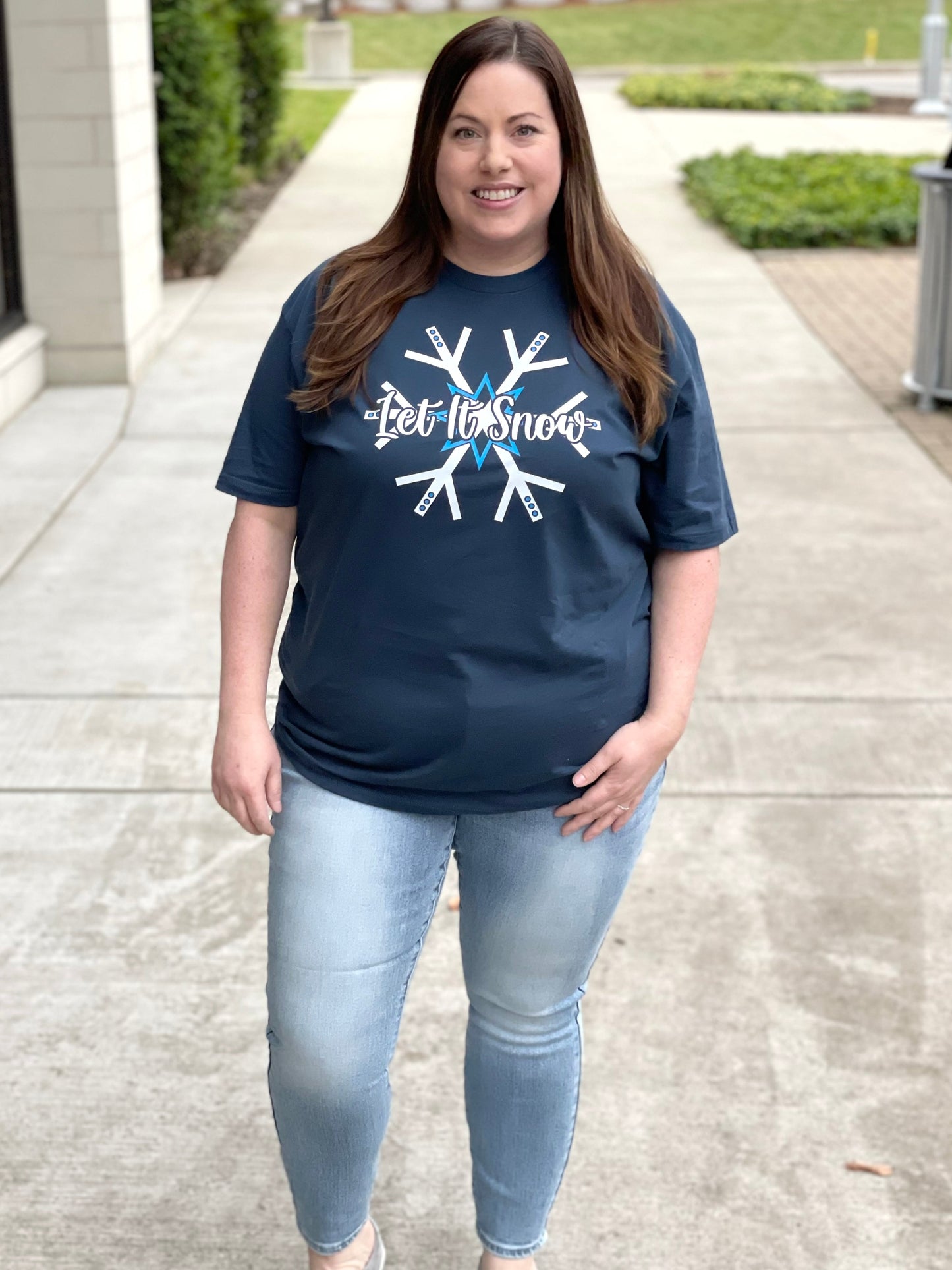 Let It Snow Graphic Tee