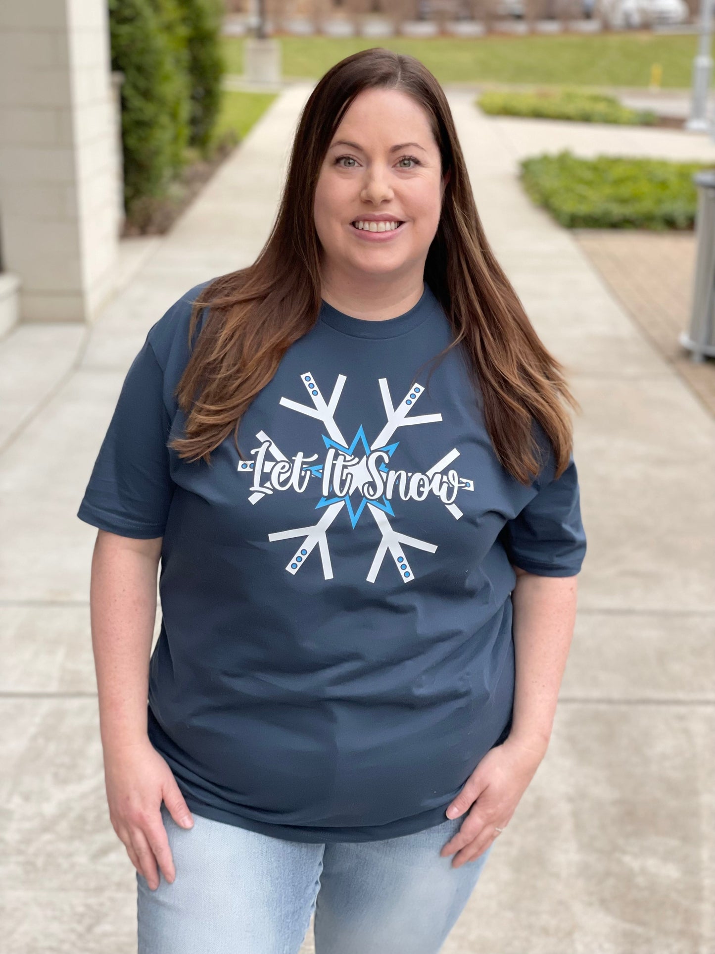 Let It Snow Graphic Tee