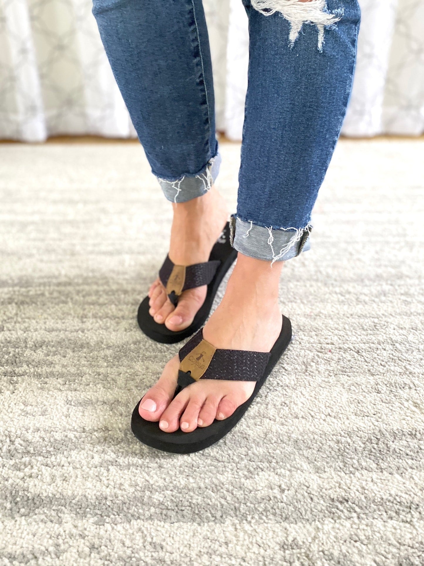 Lakeside Sandals in Black
