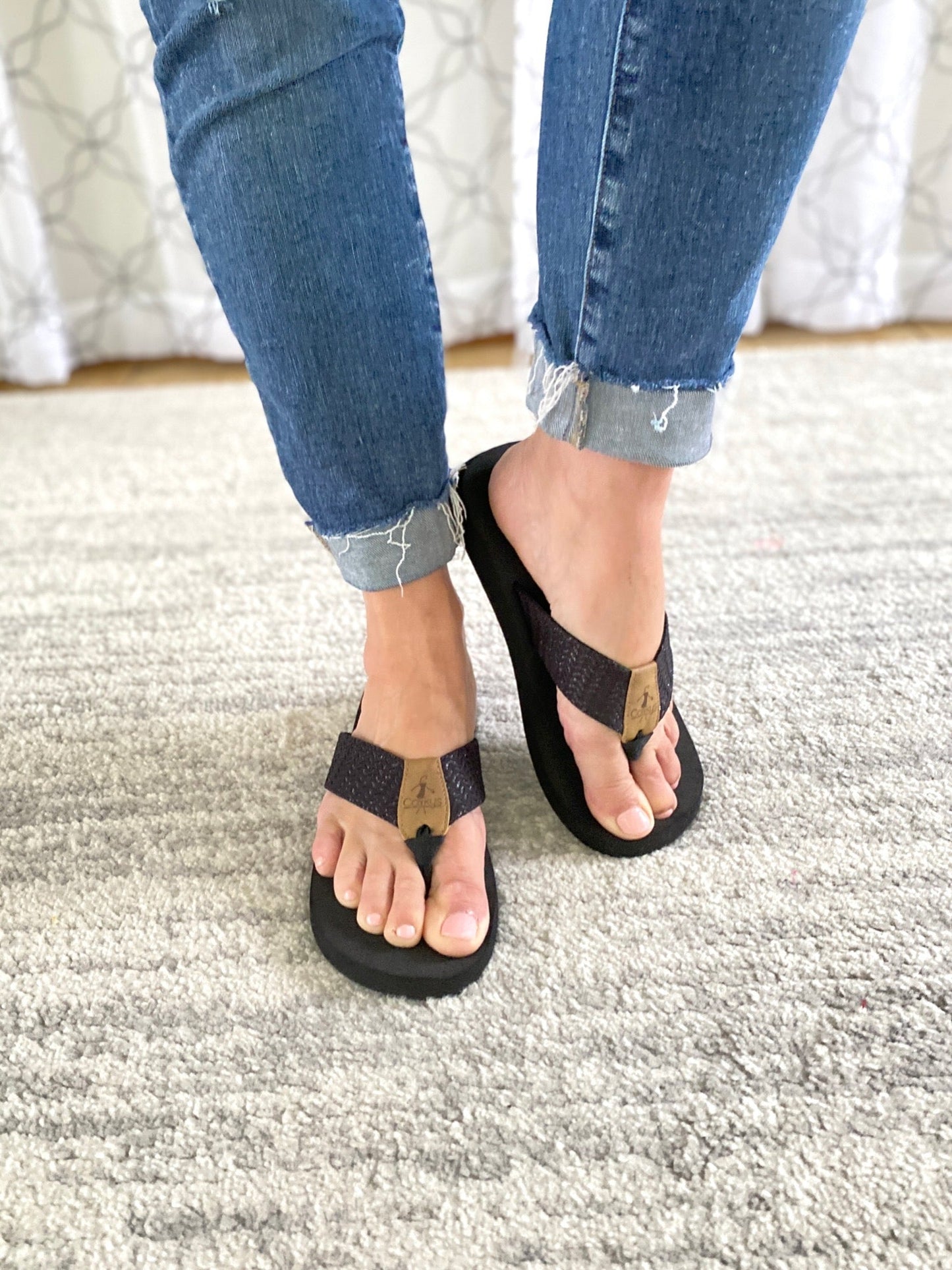 Lakeside Sandals in Black