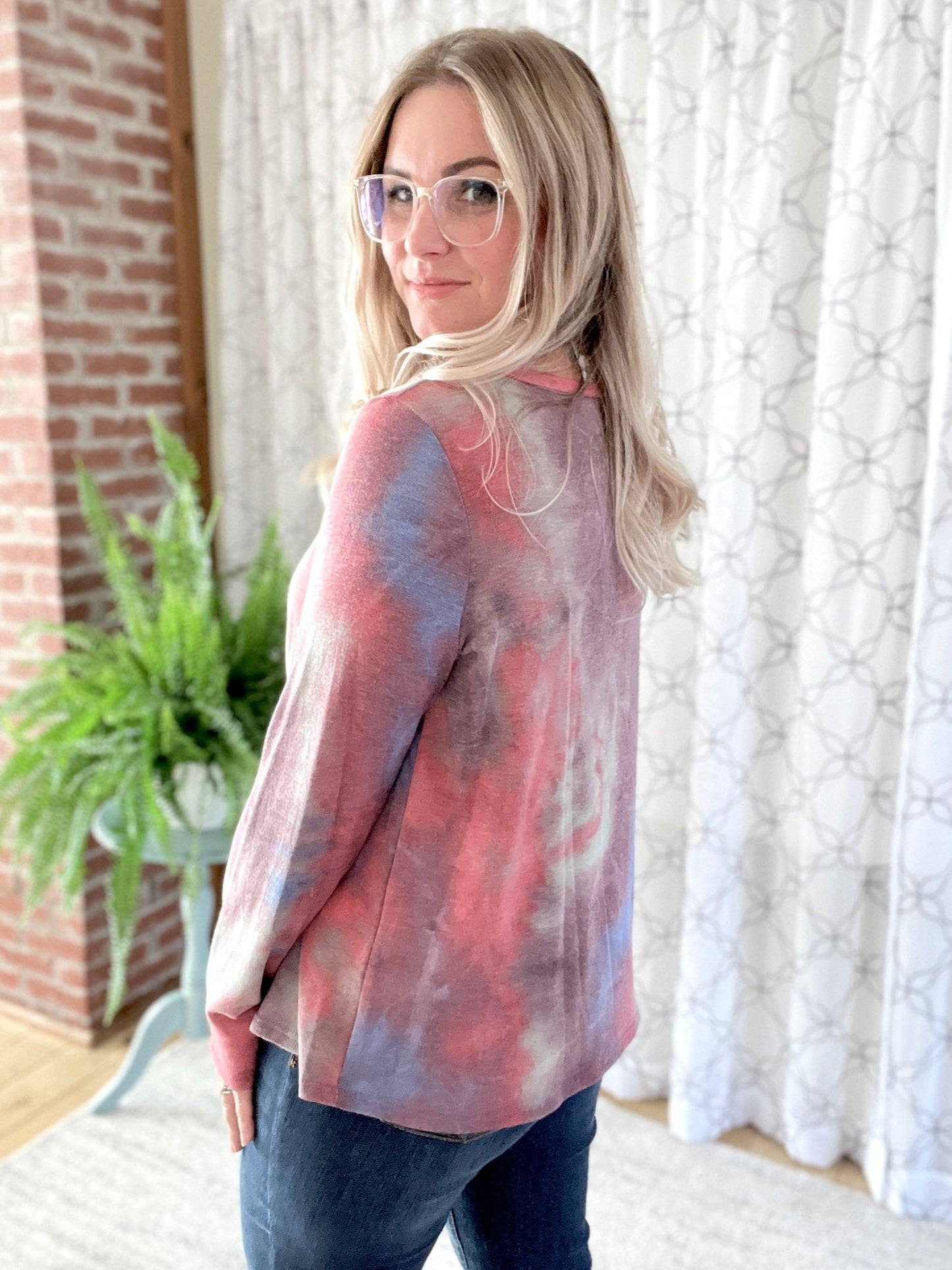 Lean on Me Top in Red