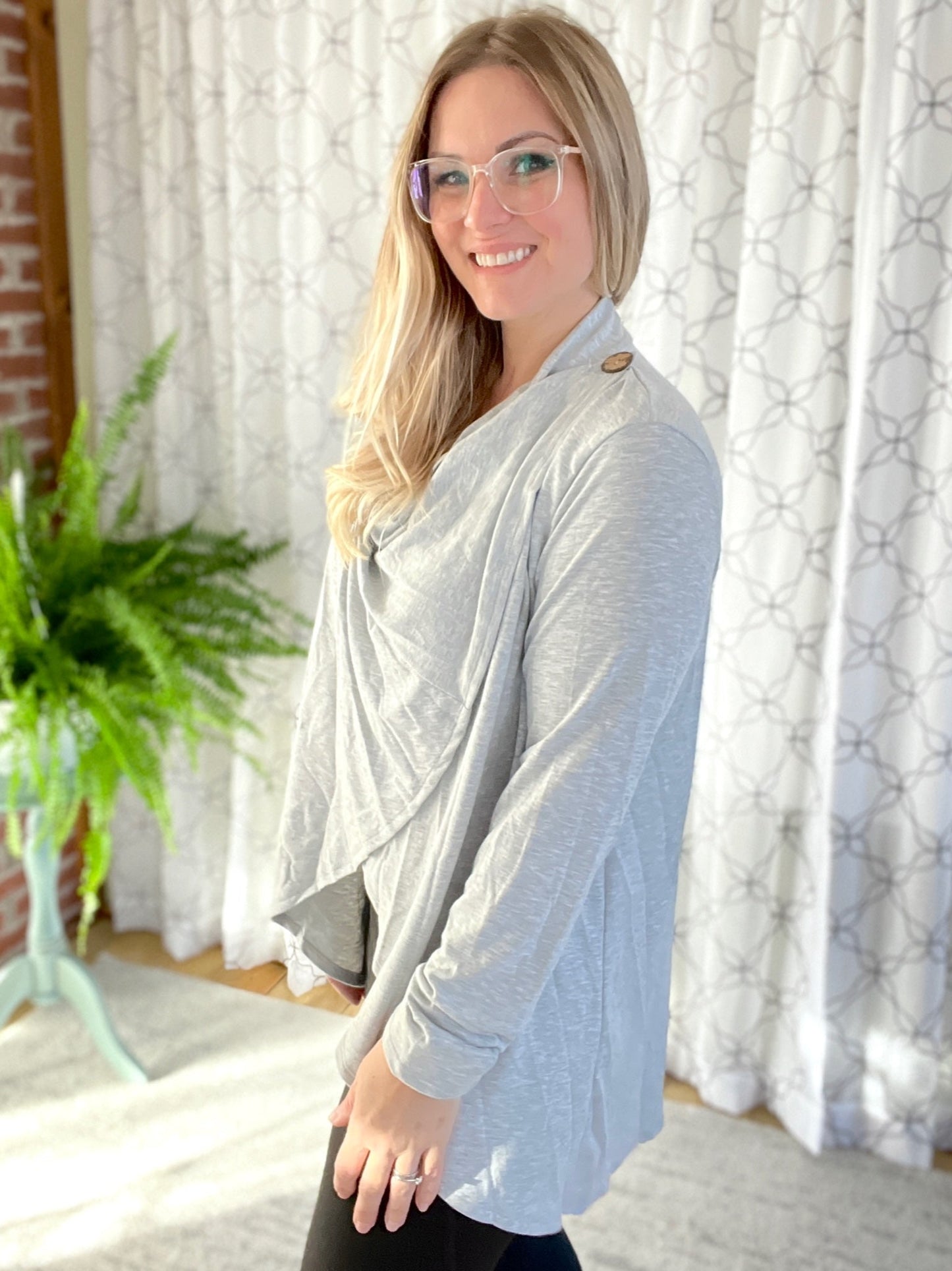 Love Story Cardigan in Grey