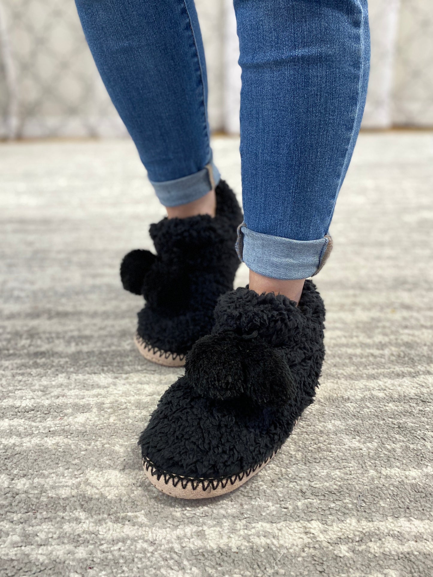 Snuggle Slippers in Black