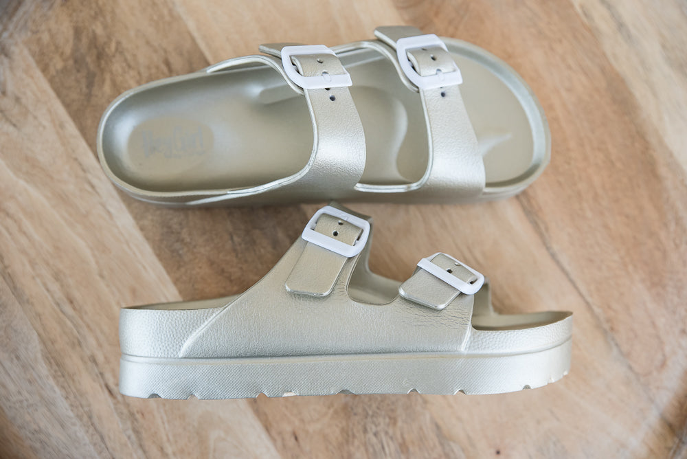 Floatie Sandals in Champagne