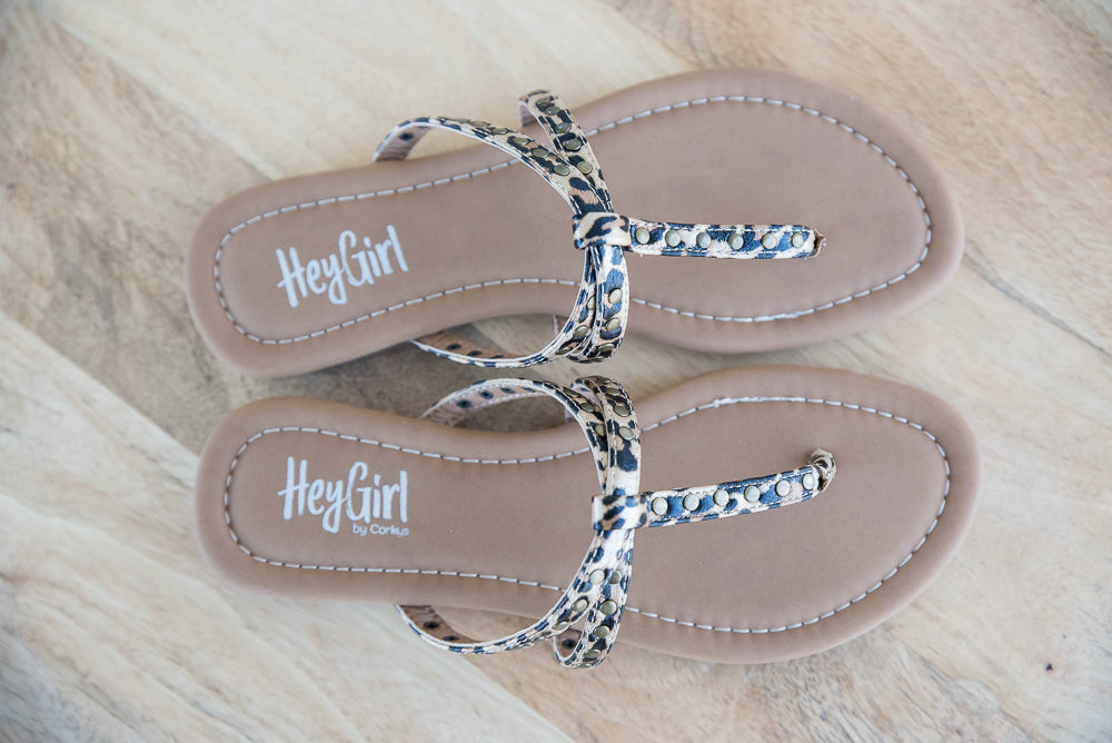 Swimsuit Sandals in Gold Leopard