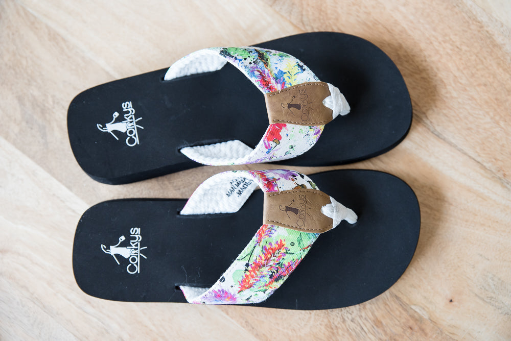 Aquaholic Sandals in Floral Splatter