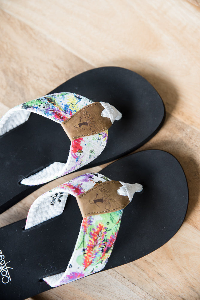Aquaholic Sandals in Floral Splatter