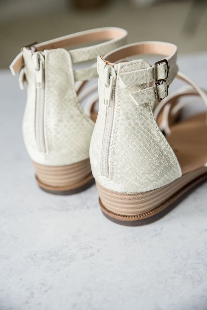 Sweet Tea Sandals in White