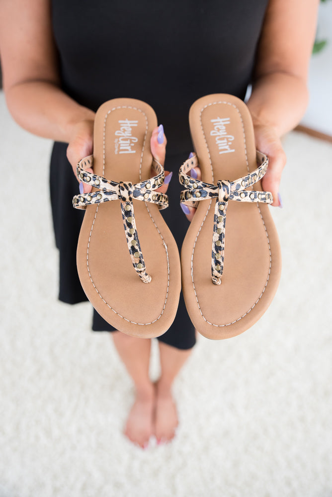 Swimsuit Sandals in Gold Leopard