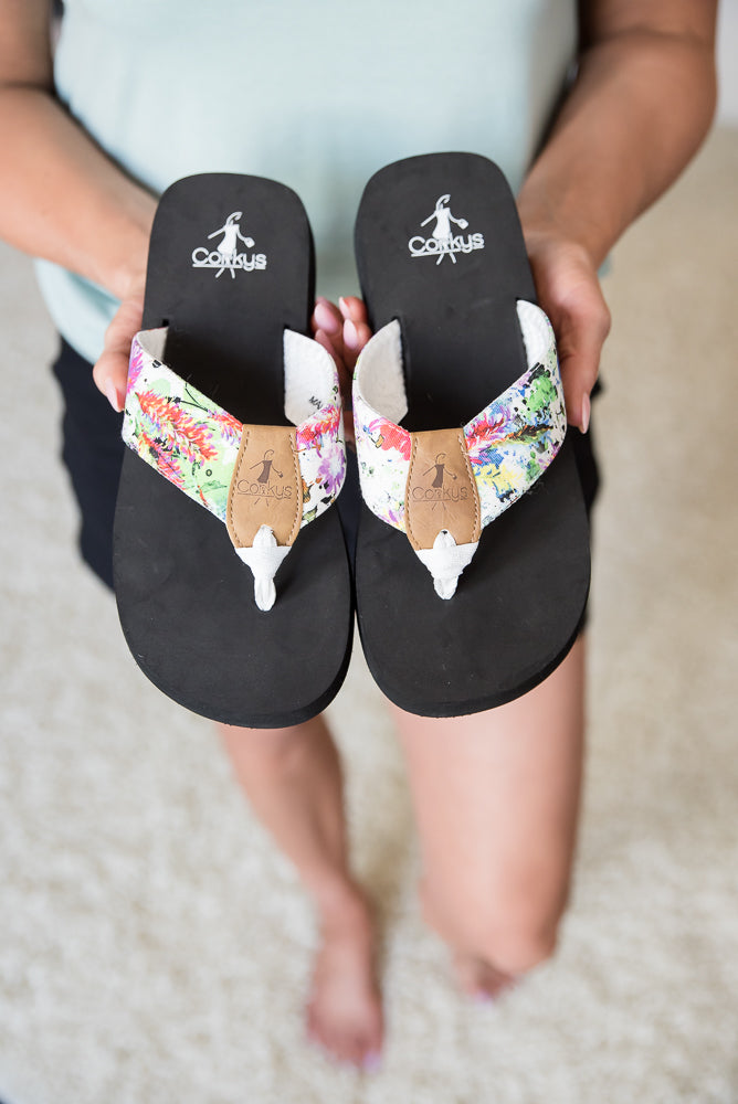 Aquaholic Sandals in Floral Splatter