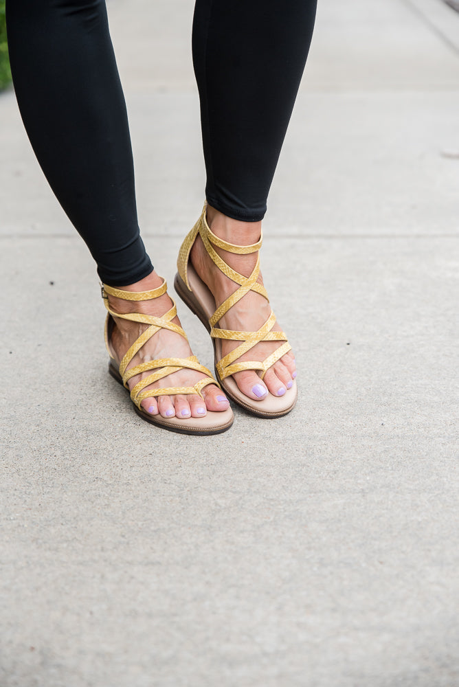 Sweet Tea Sandals in Yellow