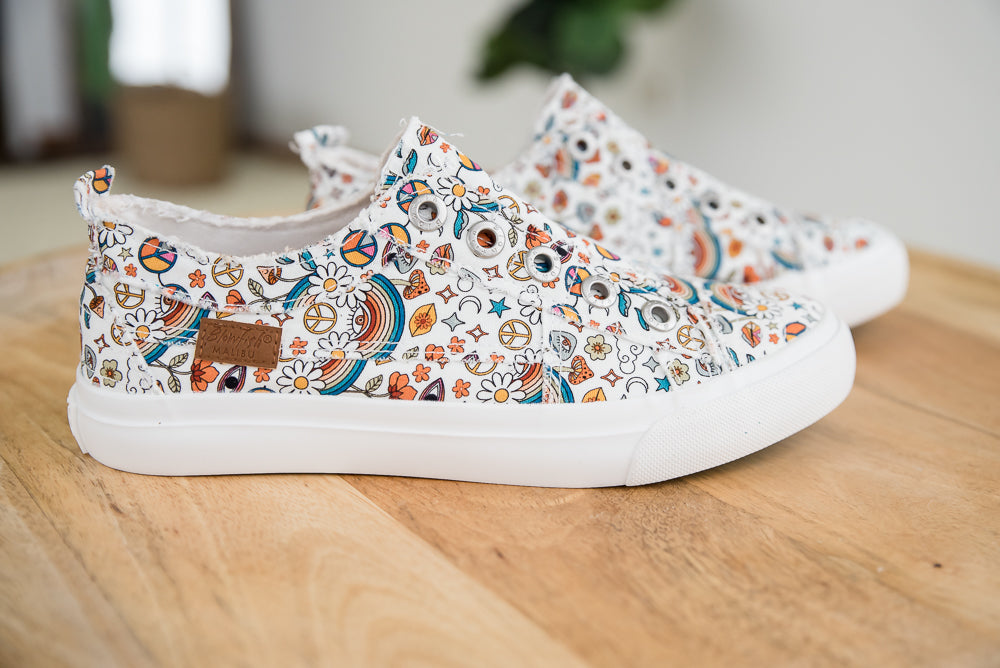Play Sneaker in Vanilla Vibes