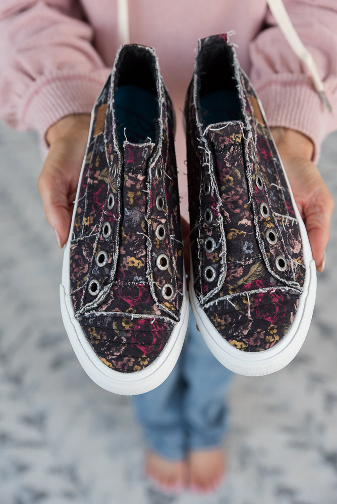 Play Sneakers in Black Smashing Floral