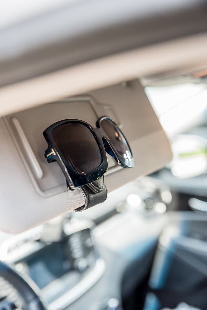 Hold On Visor Clip in Black