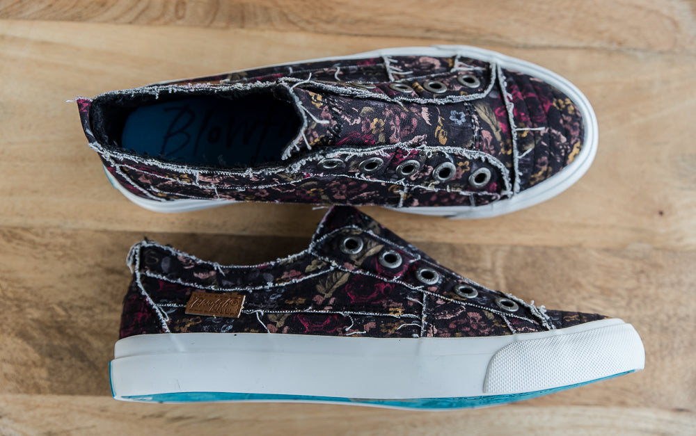 Play Sneakers in Black Smashing Floral