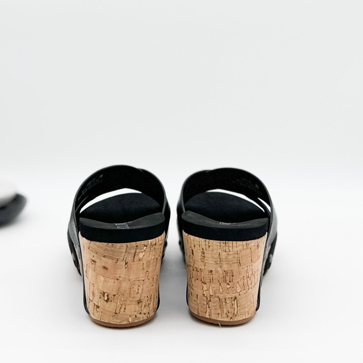 Corkys Amuse Wedge in Black