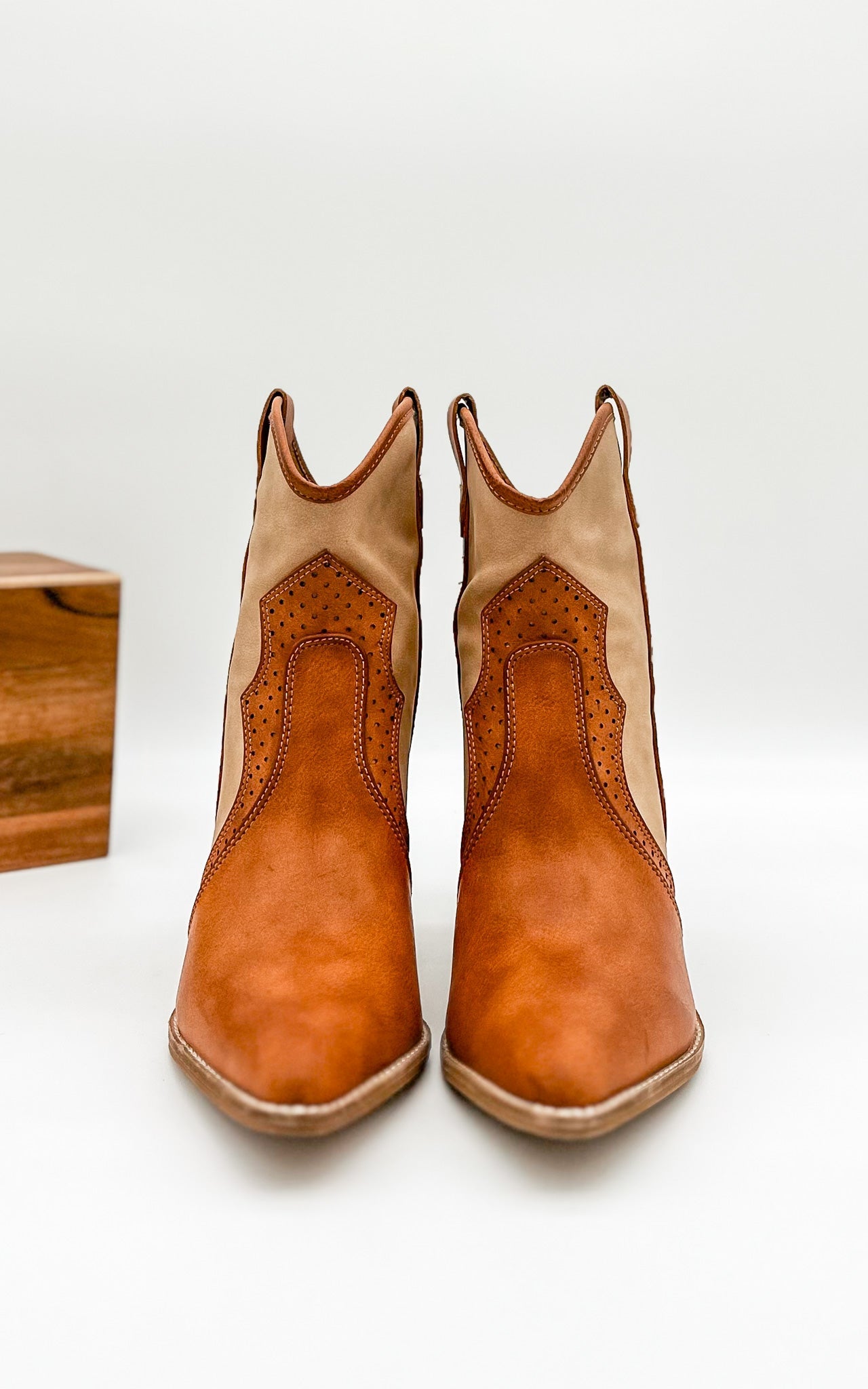 Beast Autumn Booties in Camel