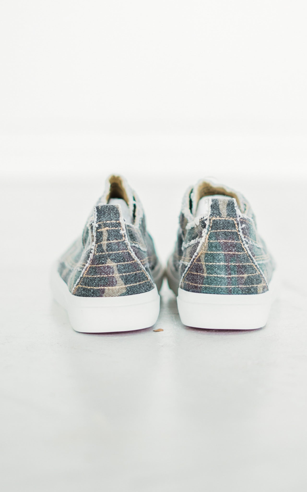 Corkys Babalu Sneaker in Camo