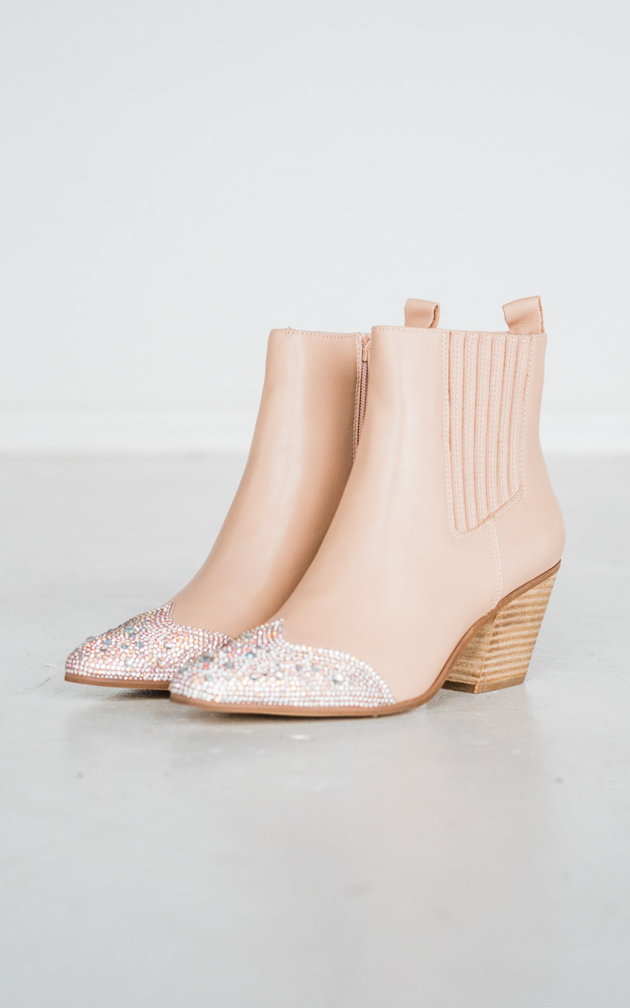 Matisse Blake Bootie in Natural