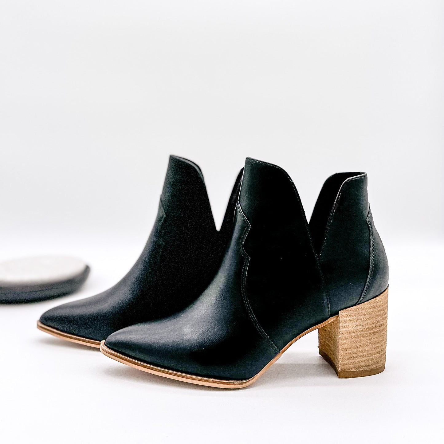 Beast Brooklyn Ankle Boot in Black