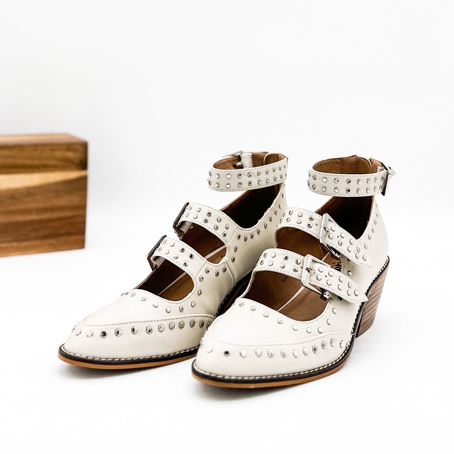 Corkys Cackle Booties in Ivory