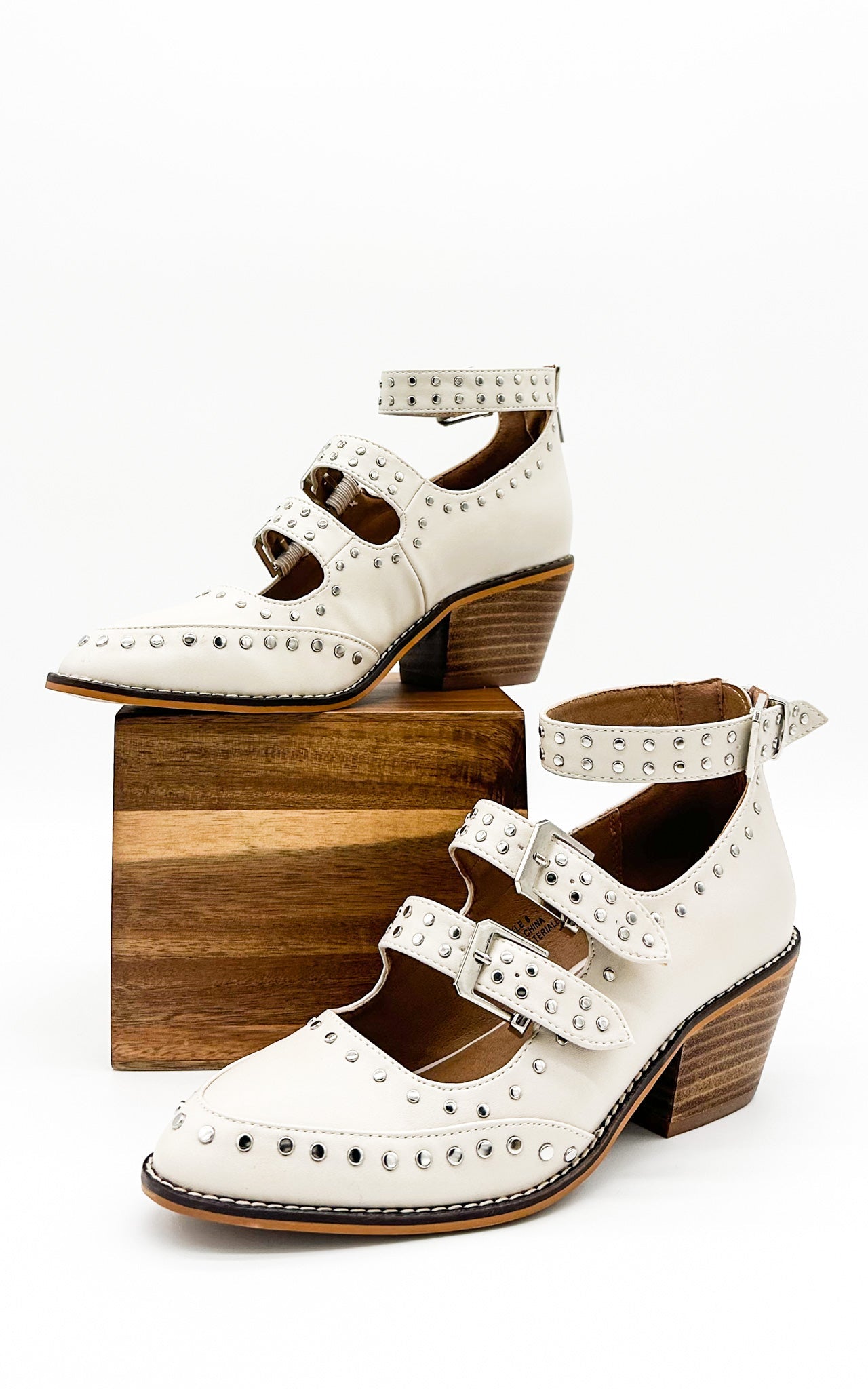 Corkys Cackle Booties in Ivory