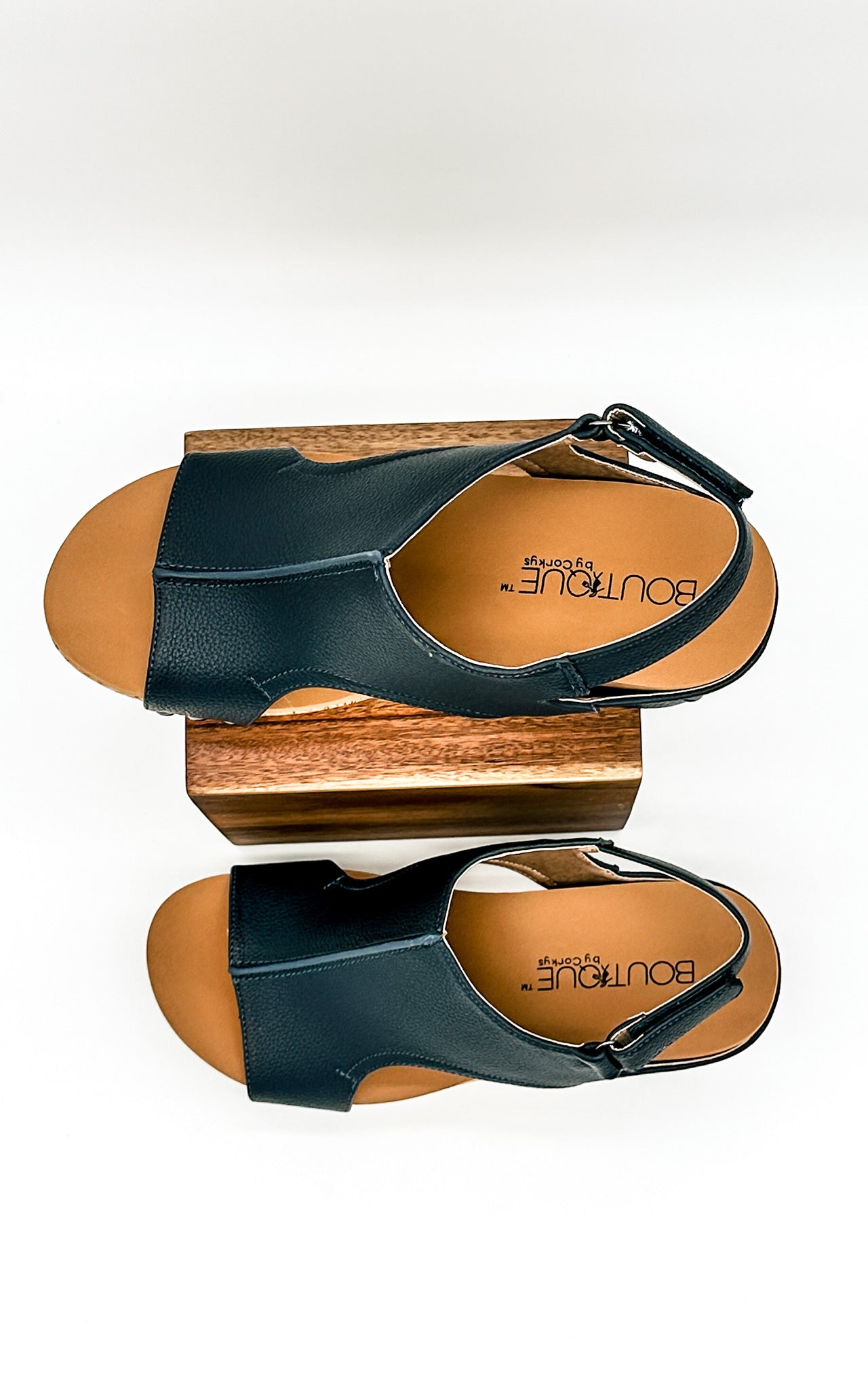 Corkys Carley Wedge in Smooth Navy