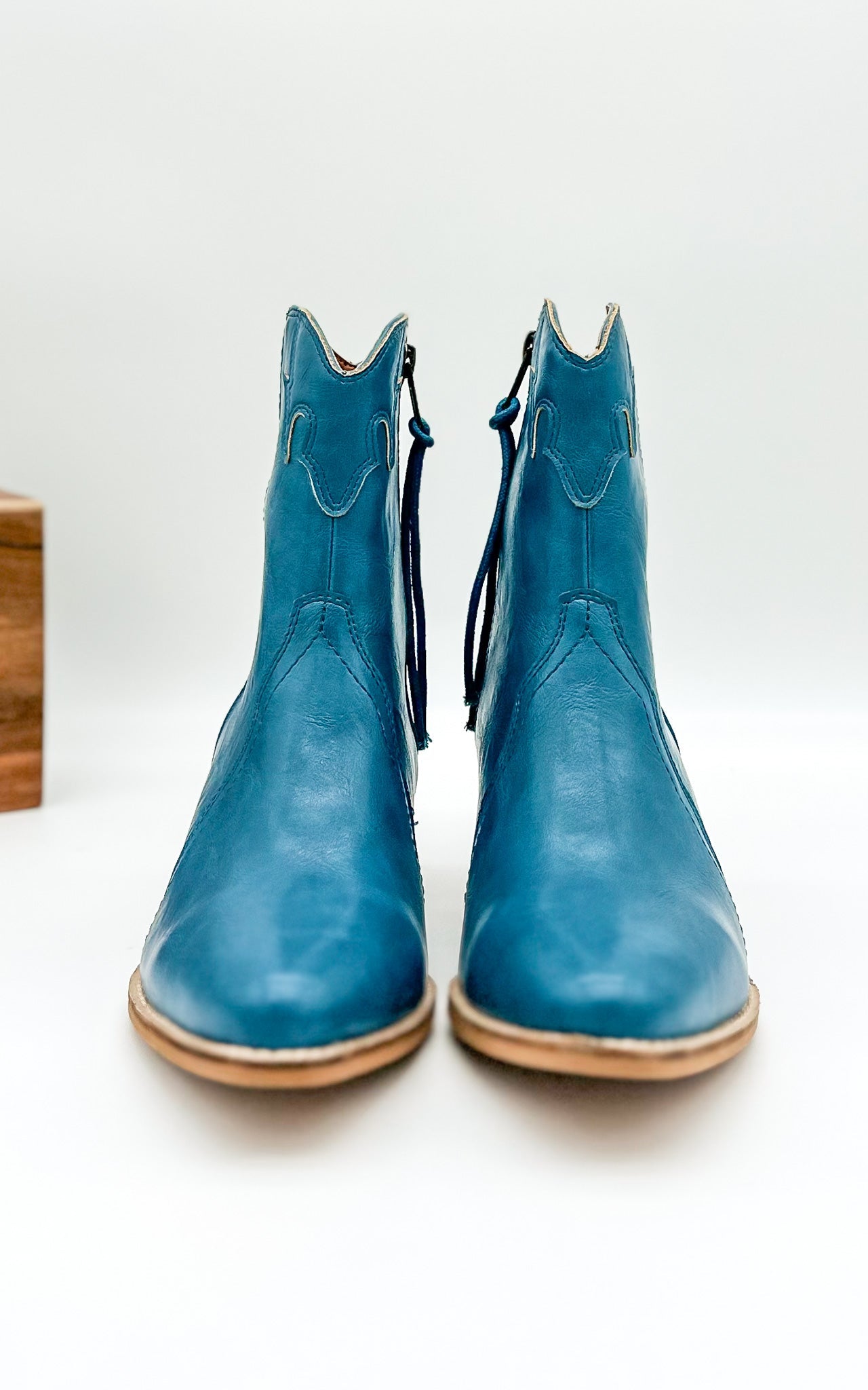 Beast Dallas Boot in Blue