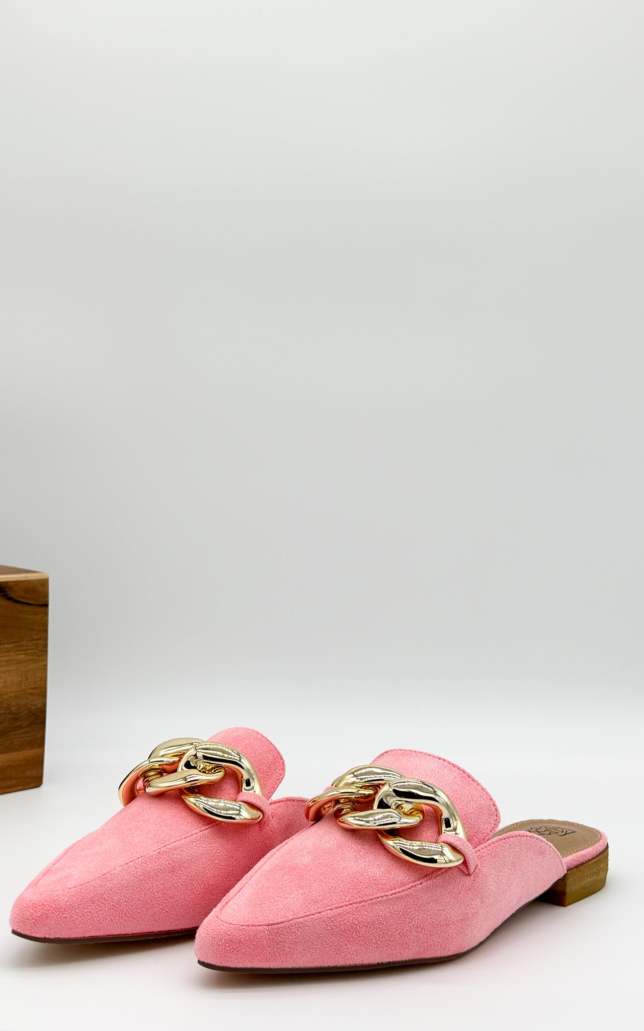 Beast Gem Flats in Pink