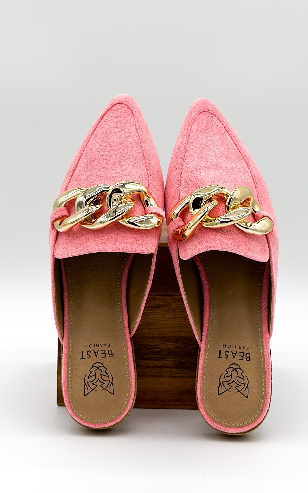 Beast Gem Flats in Pink