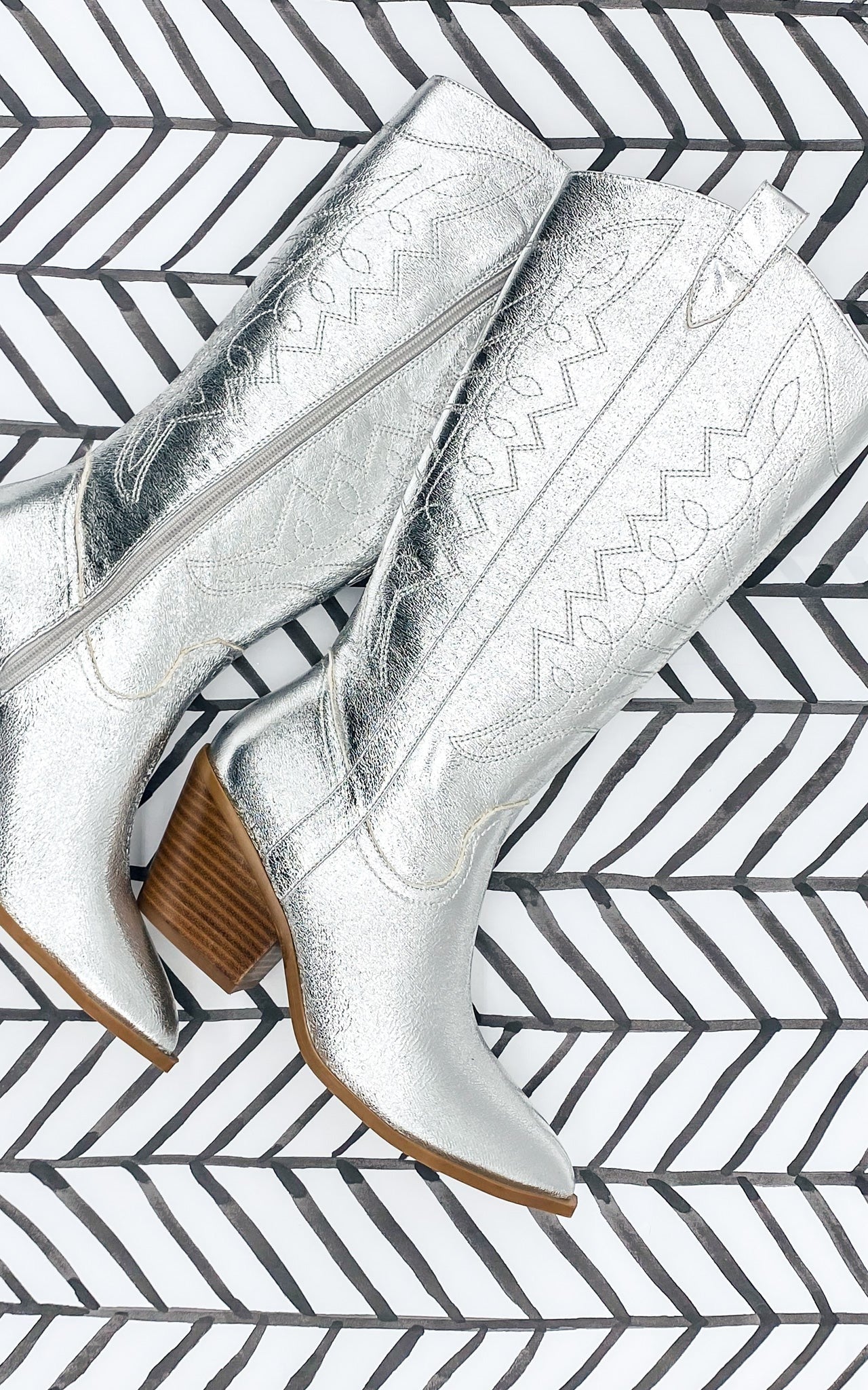 Corkys Howdy Boot in Silver Metallic