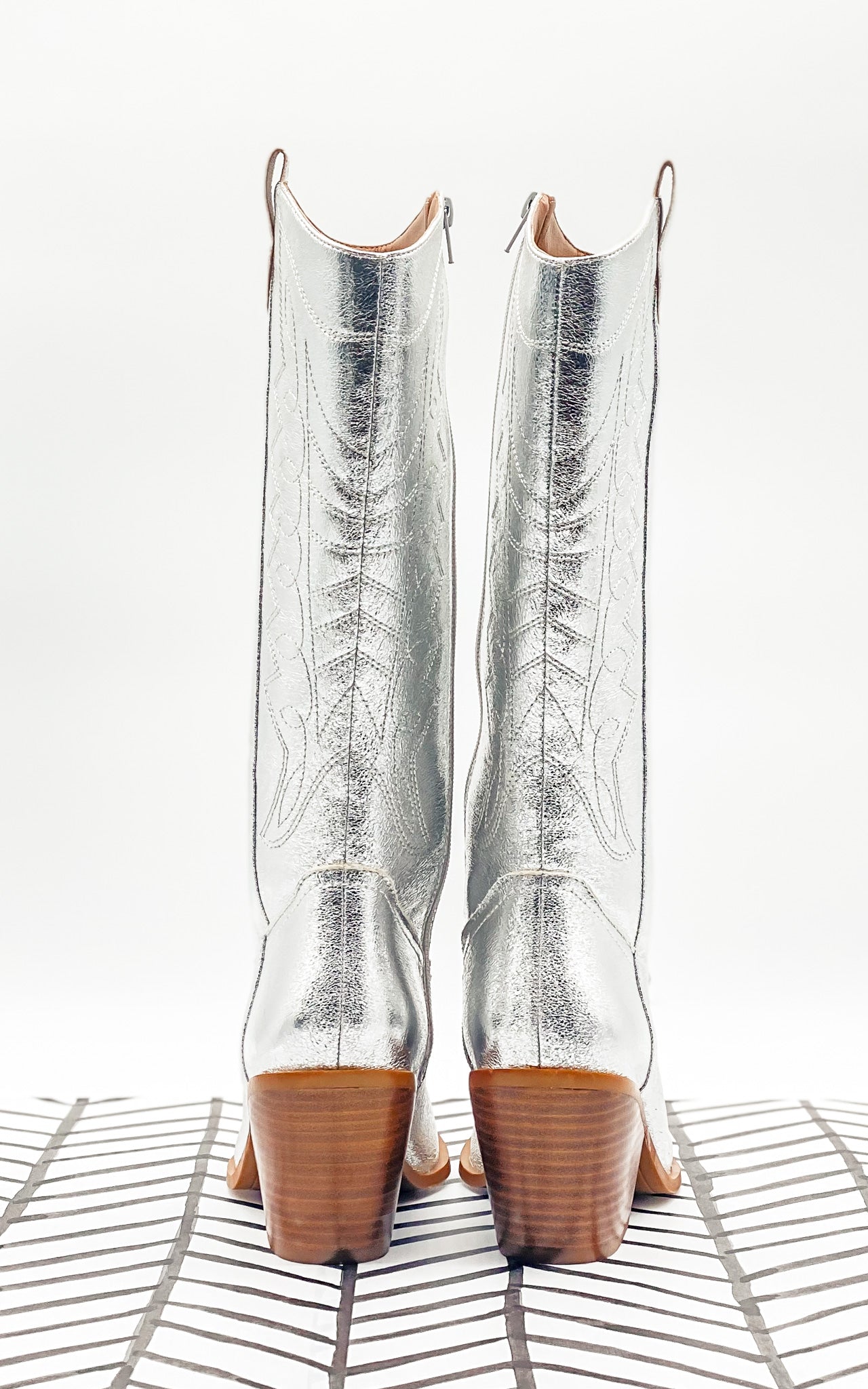 Corkys Howdy Boot in Silver Metallic