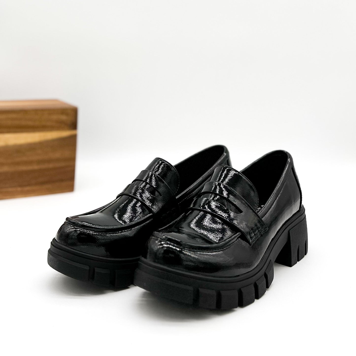Corkys Keeper Loafer in Black Patent
