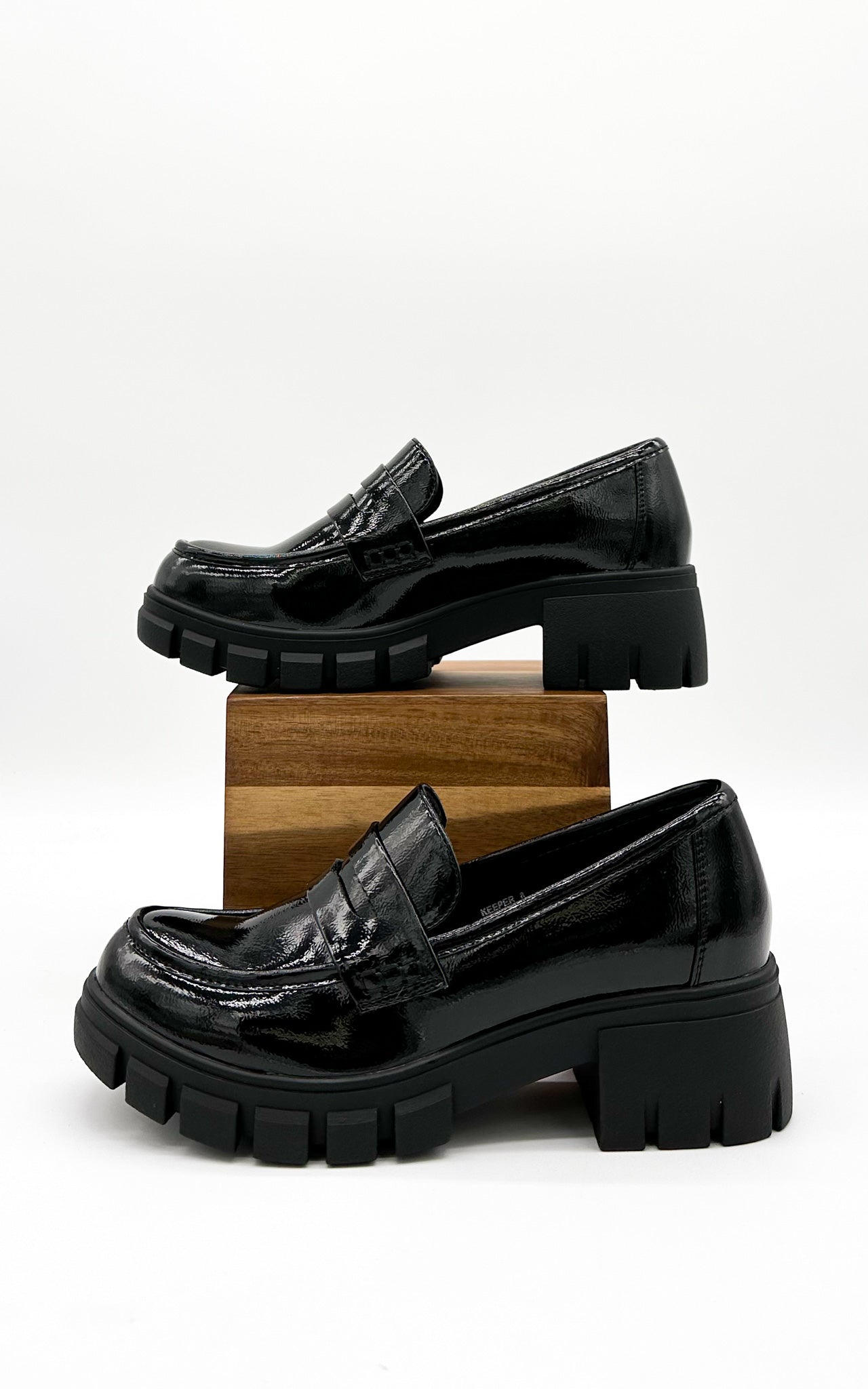 Corkys Keeper Loafer in Black Patent