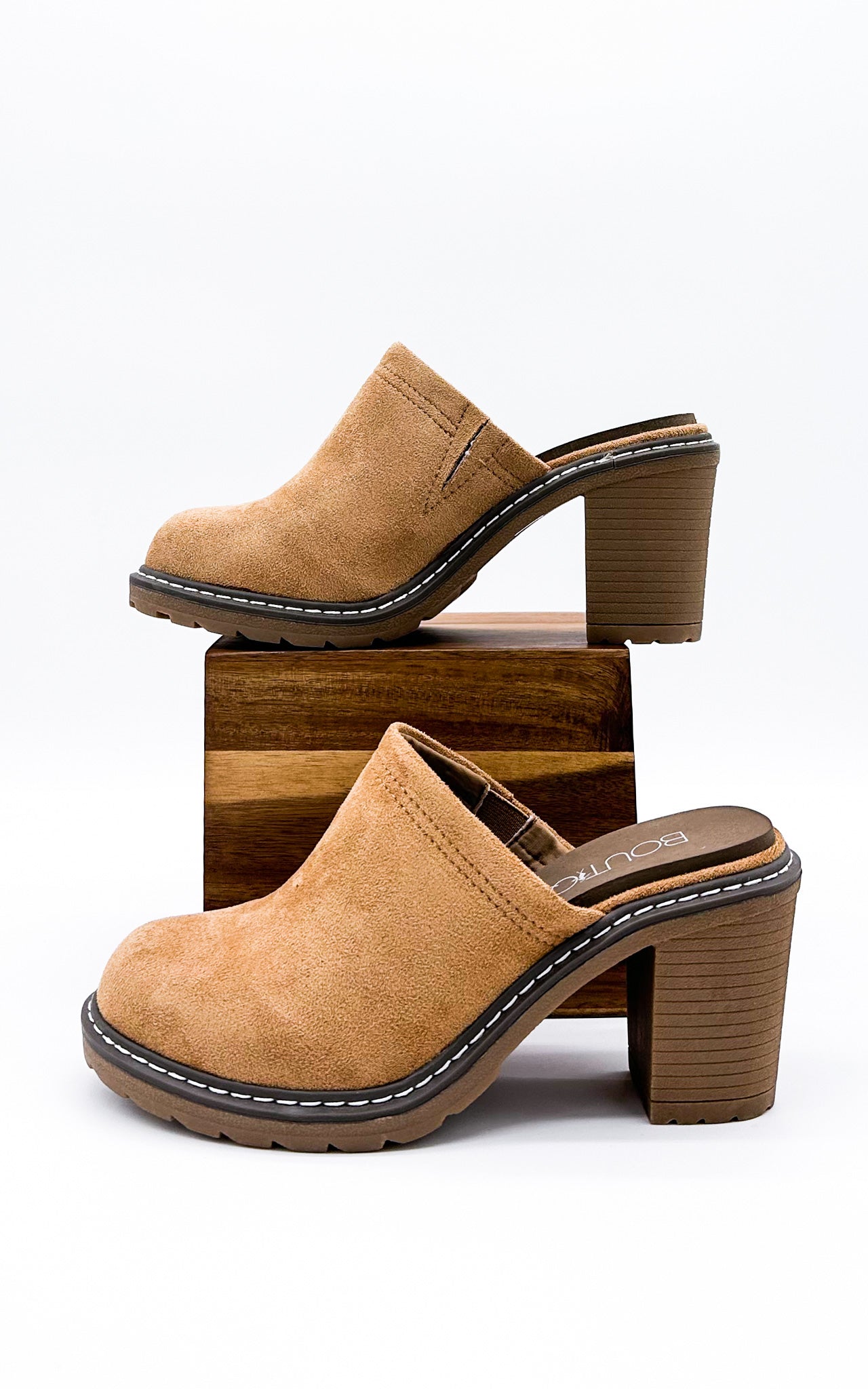 Corkys Lantern Clog Shoe in Camel