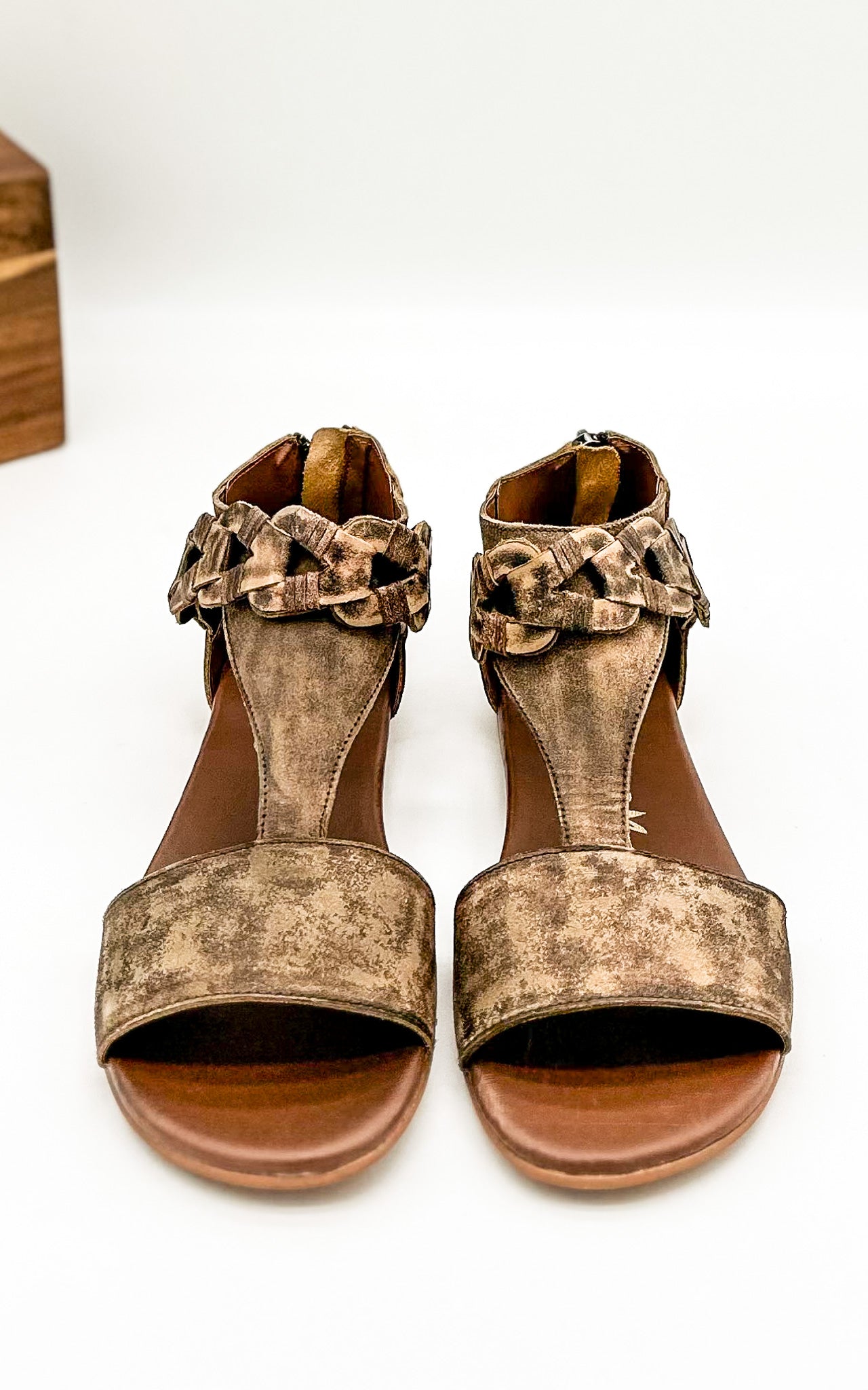 Naughty Monkey Loop D Loop Sandals in Tan
