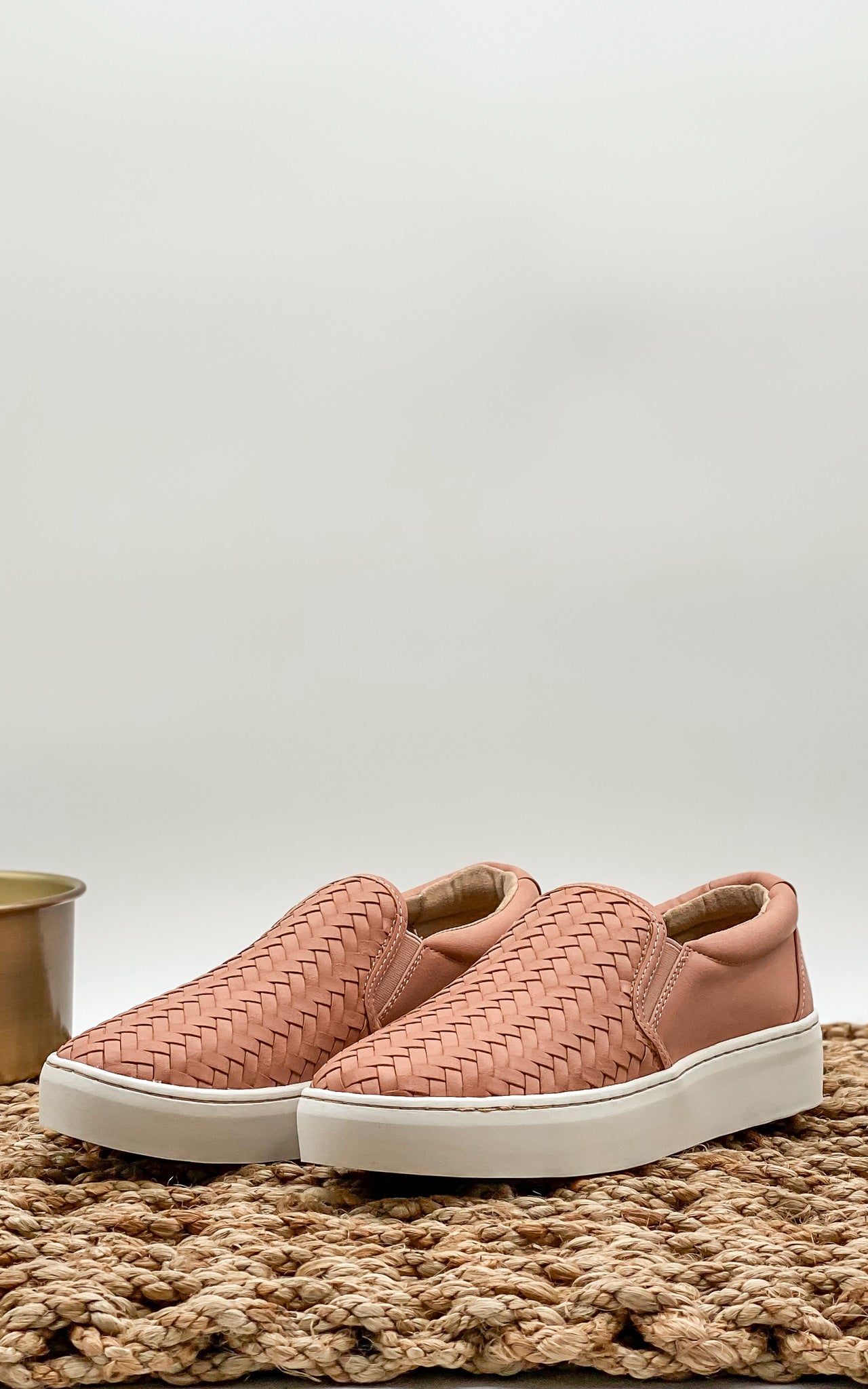 Beast Luke Sneaker in Blush
