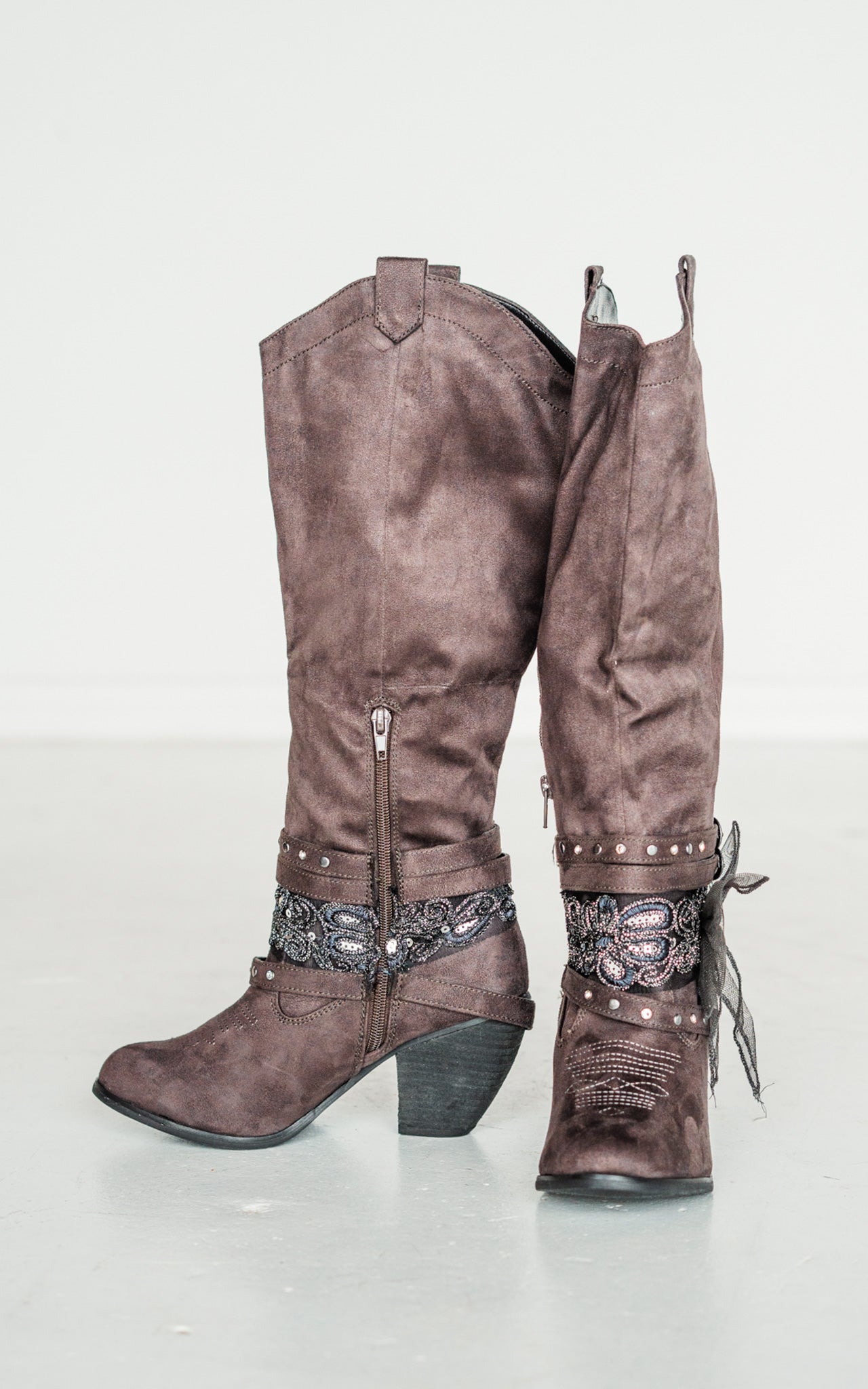 Not Rated Lush Boot in Grey