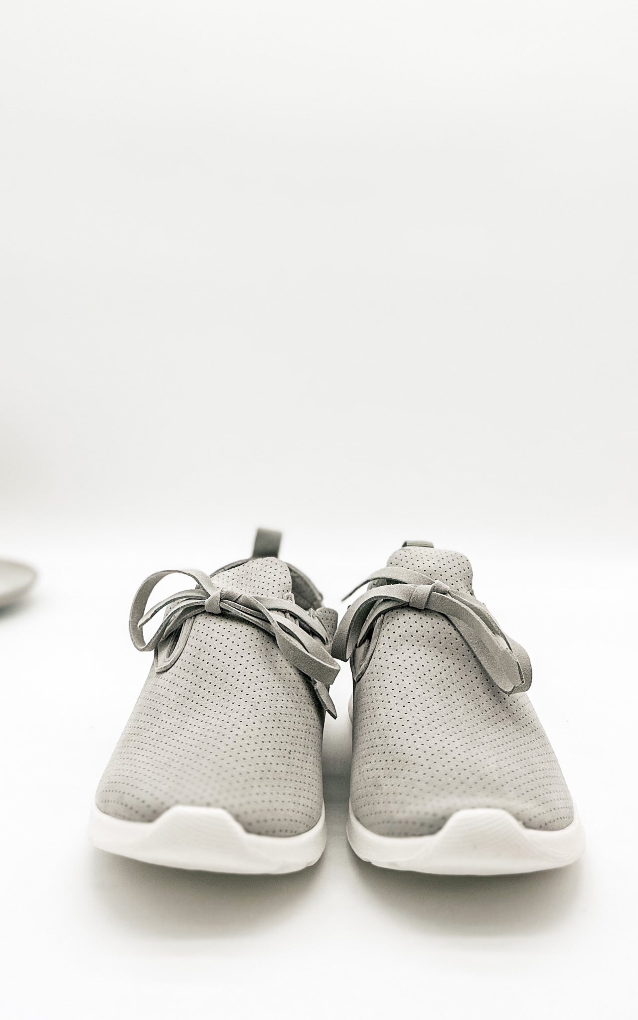 Not Rated Marlow Sneaker in Light Grey