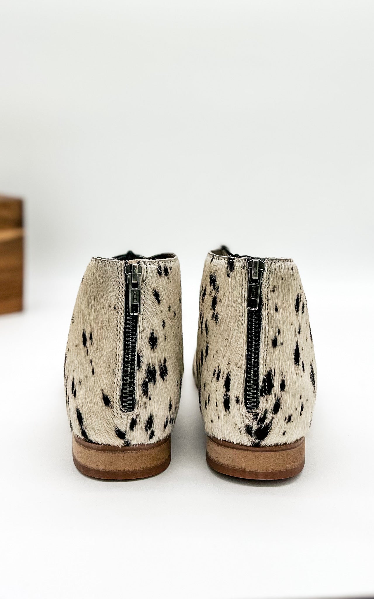 Naughty Monkey Nola Sandals in Black and White