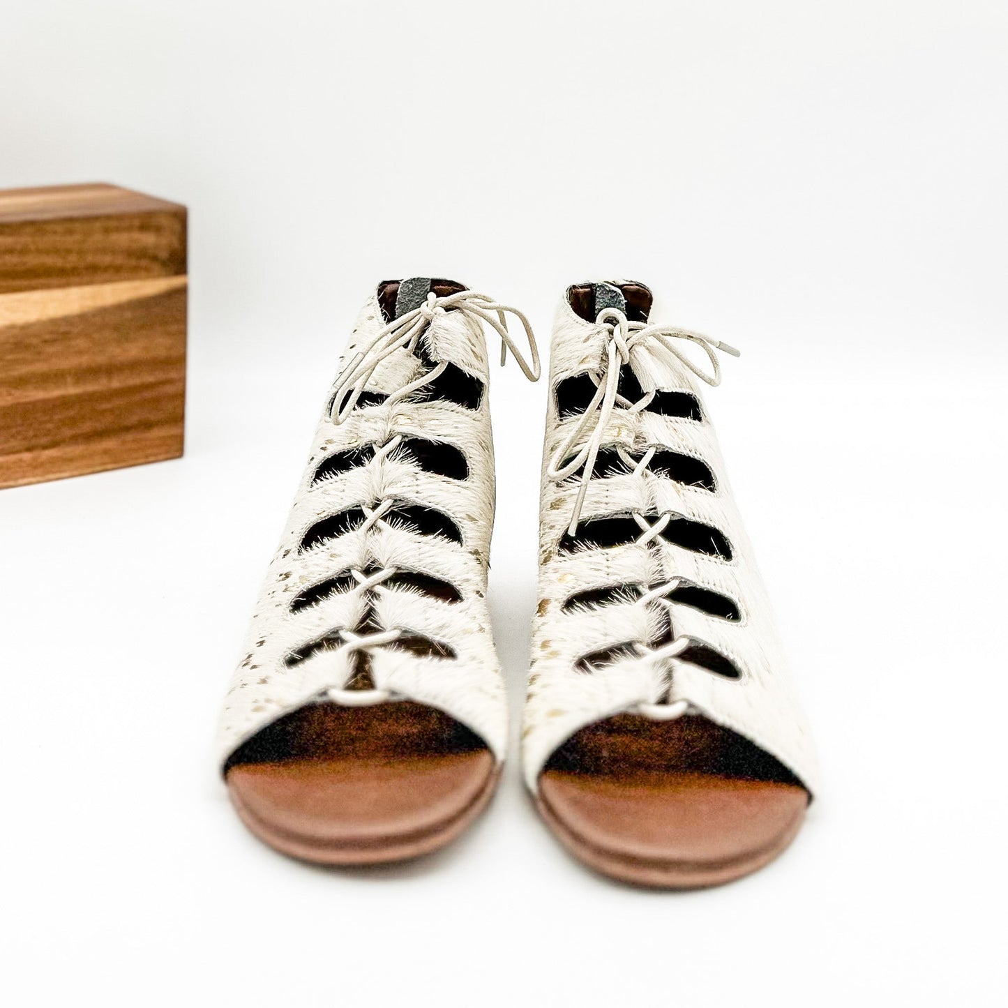 Naughty Monkey Nola Sandals in Gold