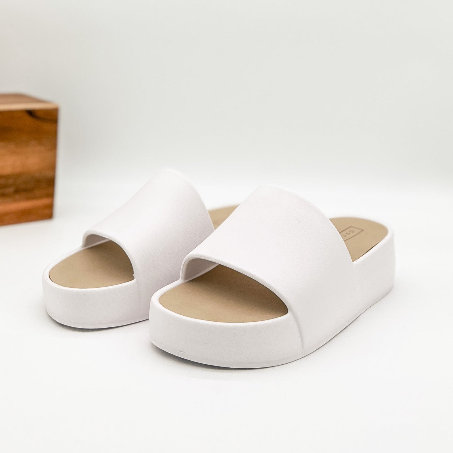 Corkys Popsicle Slides in White