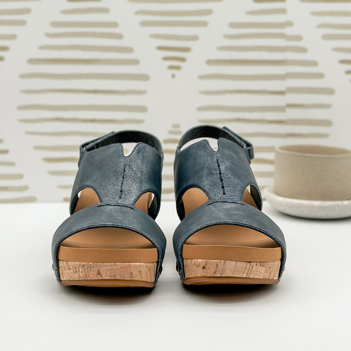 Corkys Refreshing Wedge in Navy