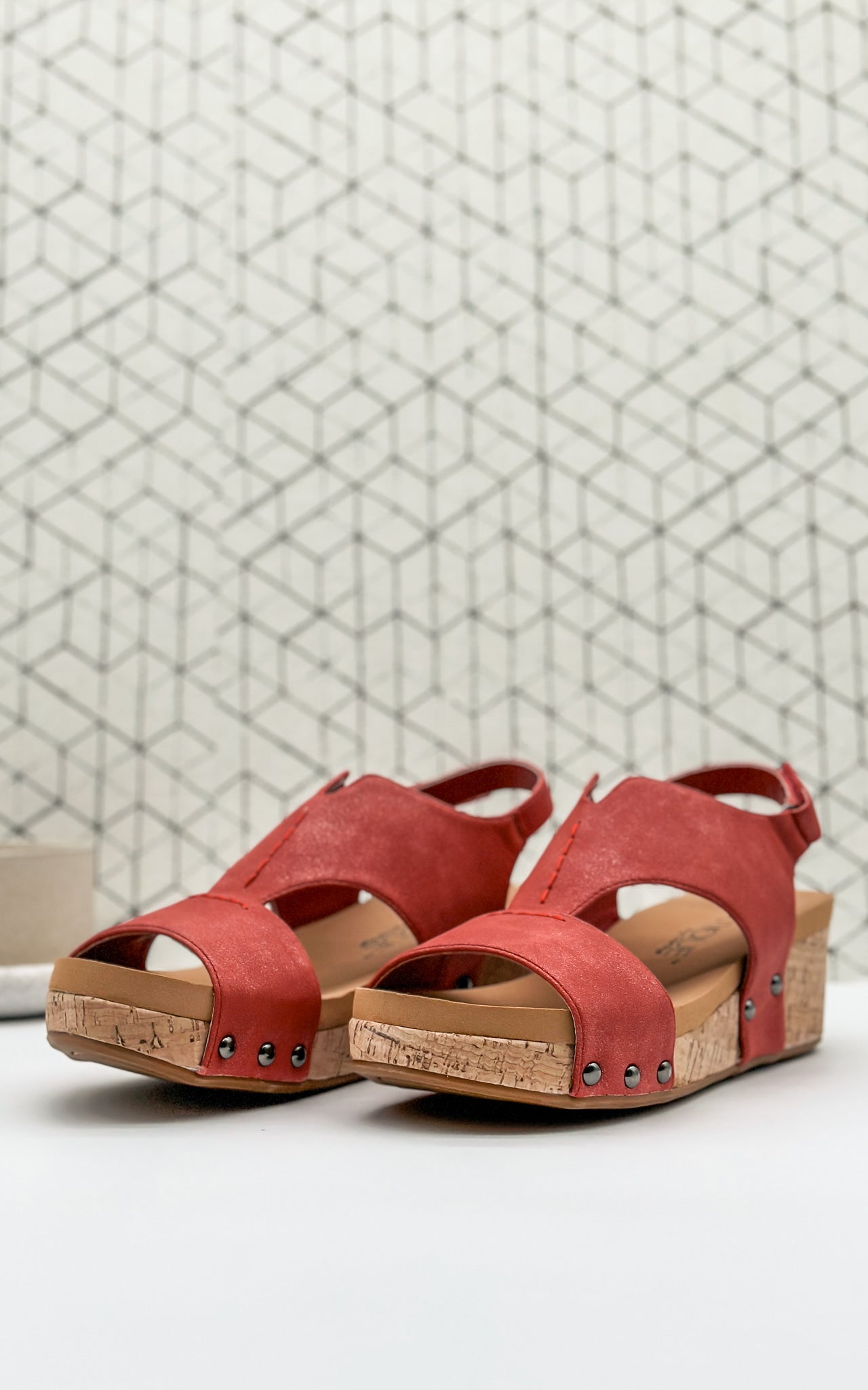 Corkys Refreshing Wedge in Red